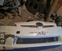 Ban-Kuza hissələr, Prius ön bufer