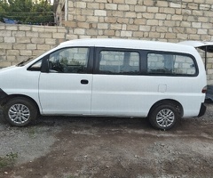 2004, 2.5L, 250000 km, Mexanika