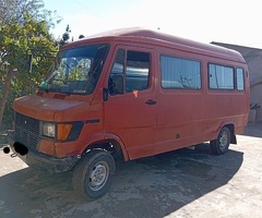 1990, 2.0L, 32547 km, Mexanika