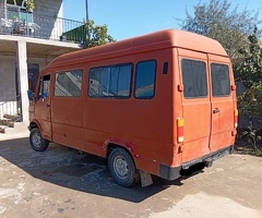 1990, 2.0L, 32547 km, Mexanika
