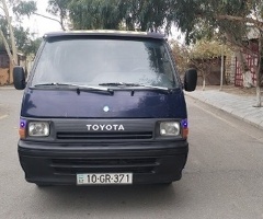 1990, 2.5L, 327000 km, Mexanika