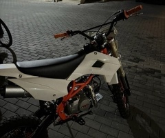 Motosiklet, 2021, 0.20L, 100 km