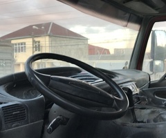 F2000 , 2009, 9.0L, 123678 km, Mexanika