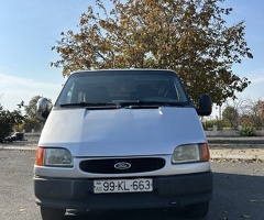 1999, 2.5L, 250927 km, Mexanika