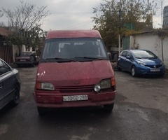 1990, 2.5L, 182000 km, Mexanika