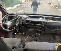1990, 2.5L, 182000 km, Mexanika