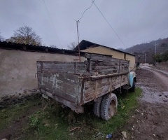 52 , 1986, 6.0L, 100000 km, Mexanika