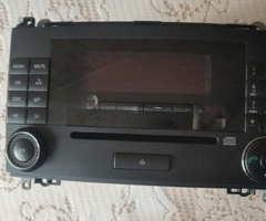 Monitor və audio sistemlər, Mercedes" maqnitolası