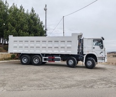 Sinotruk , 2011, 312000 km