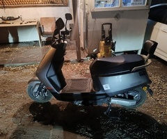 Moped, 2024