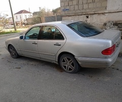 Mercedes E Class  E 240, 1998, 397564 km