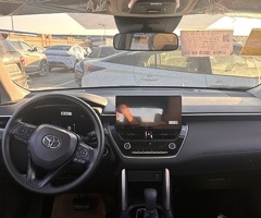 Toyota  Corolla Cross, 2024