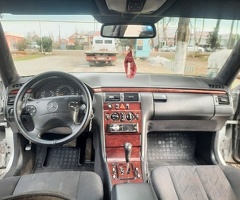 Mercedes E Class  E 220, 1999, 565000 km
