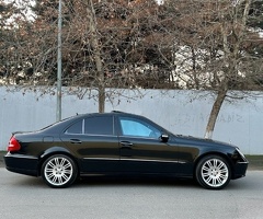 Mercedes E Class  E 240, 2003, 299500 km
