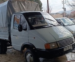 2757 , 1999, 713095 km