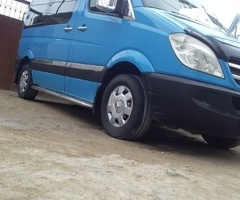 2010, 330000 km