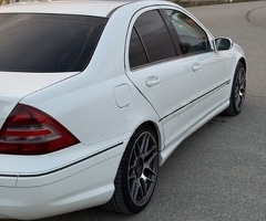 Mercedes C Class  C 230, 2005, 282000 km