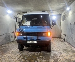 1994, 123000 km