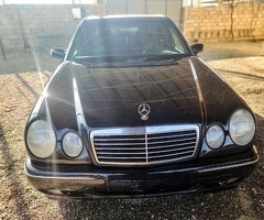 Mercedes E Class  E 240, 1999, 356303 km