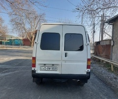 1996, 834500 km