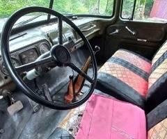 131, 1983, 332222 km