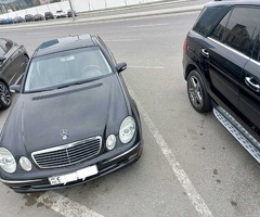 Mercedes E Class  E 320, 2003, 270000 km