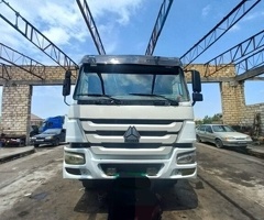 Sinotruk , 2012, 128000 km