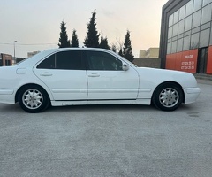 Mercedes E Class  E 220, 1998, 100000 km